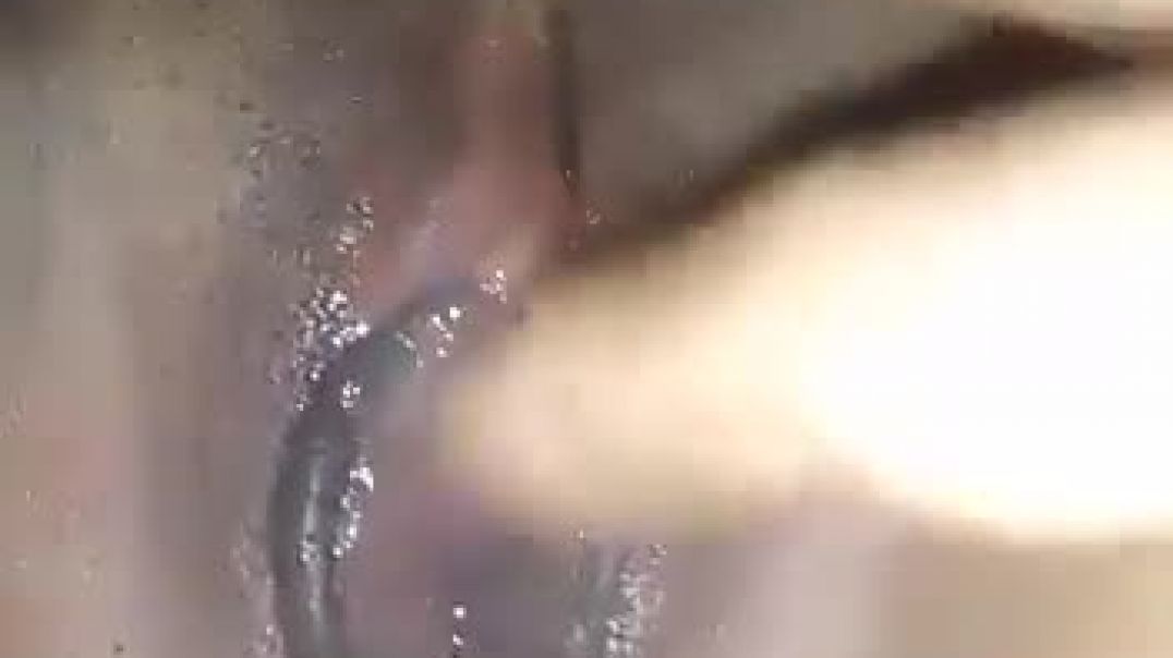 ⁣Playing with Teen Clit (Dripping pussy Juice)