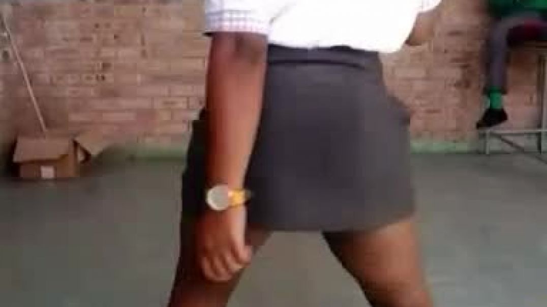Mzansi School Teen Dancing
