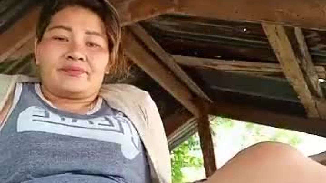 Nepali lady puffy pussy show