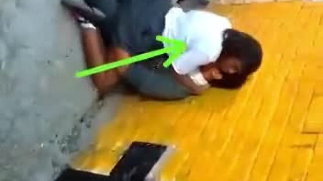 Coloured Skool Teens Caught Fucking