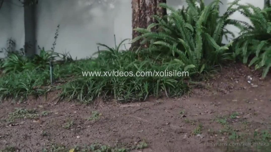 ⁣💋 Xoli M ( xoli_mfeka ) OnlyFans Short movie