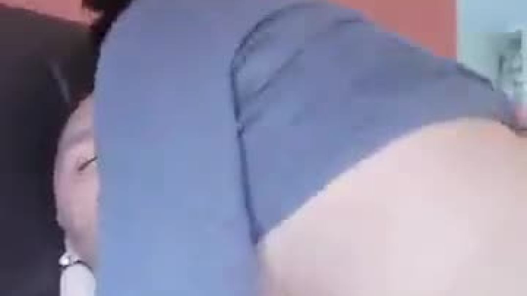 ⁣Sexy Colored Couple Fucking