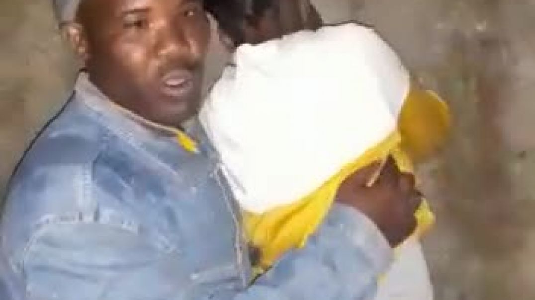 Xhosa Couple Caught Fucking Outside the Tarven