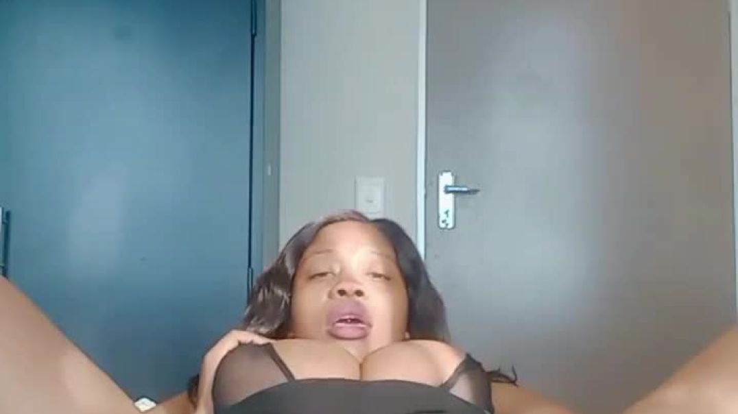 Mzansi Creamy Big black pussy