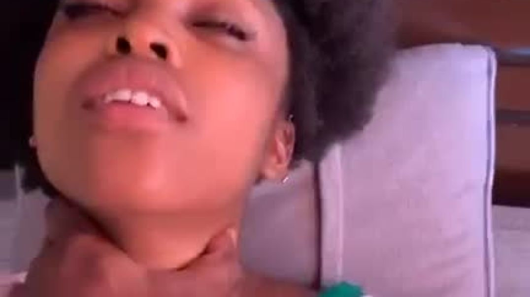 Choke her