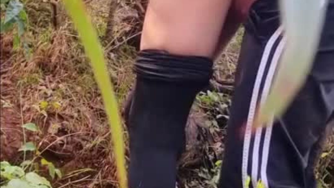 ⁣Horny Hiking - Wife Bent Over, Fucked and used to Cum Quickie on Busy Table Mountain Trail