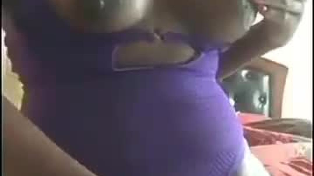 Shemale 😲