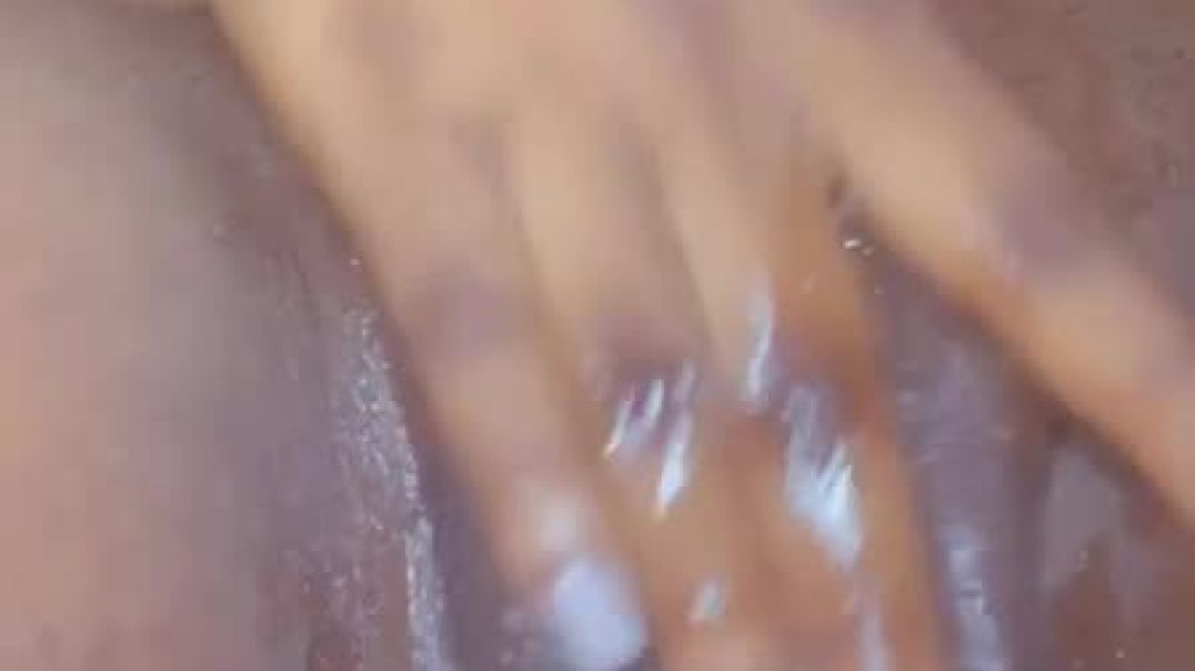 ⁣Juicy thickyytackieeeee; Can’t you lick me up???