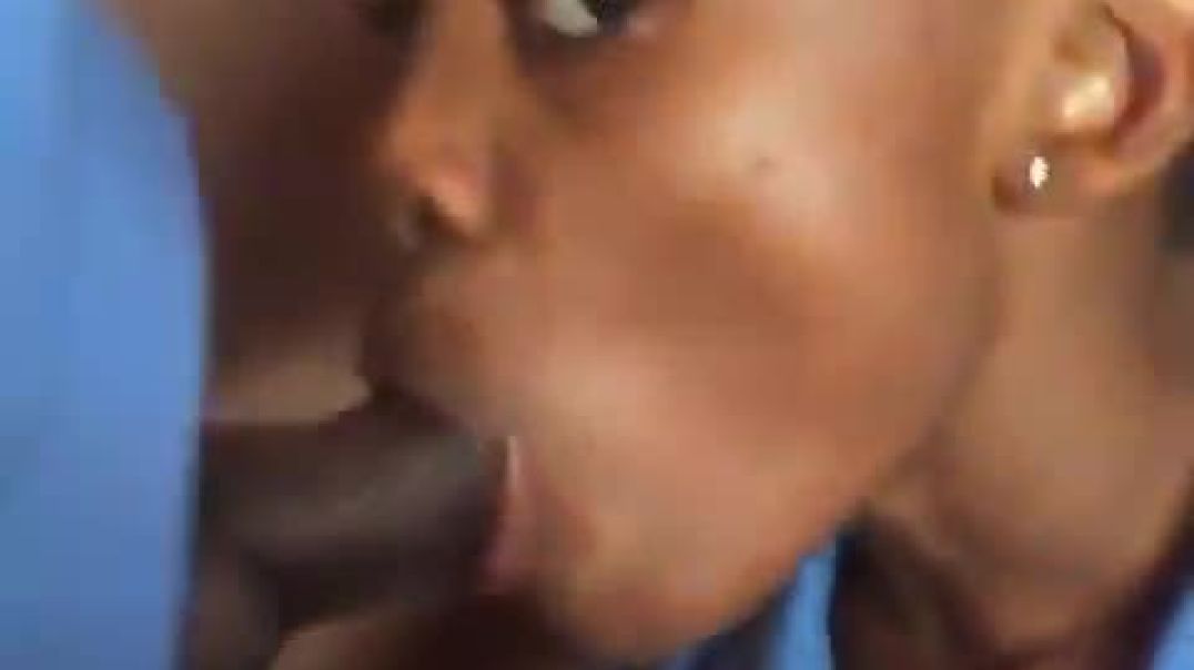 ⁣school blowjob