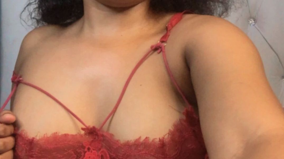 Wet pussy (horny)