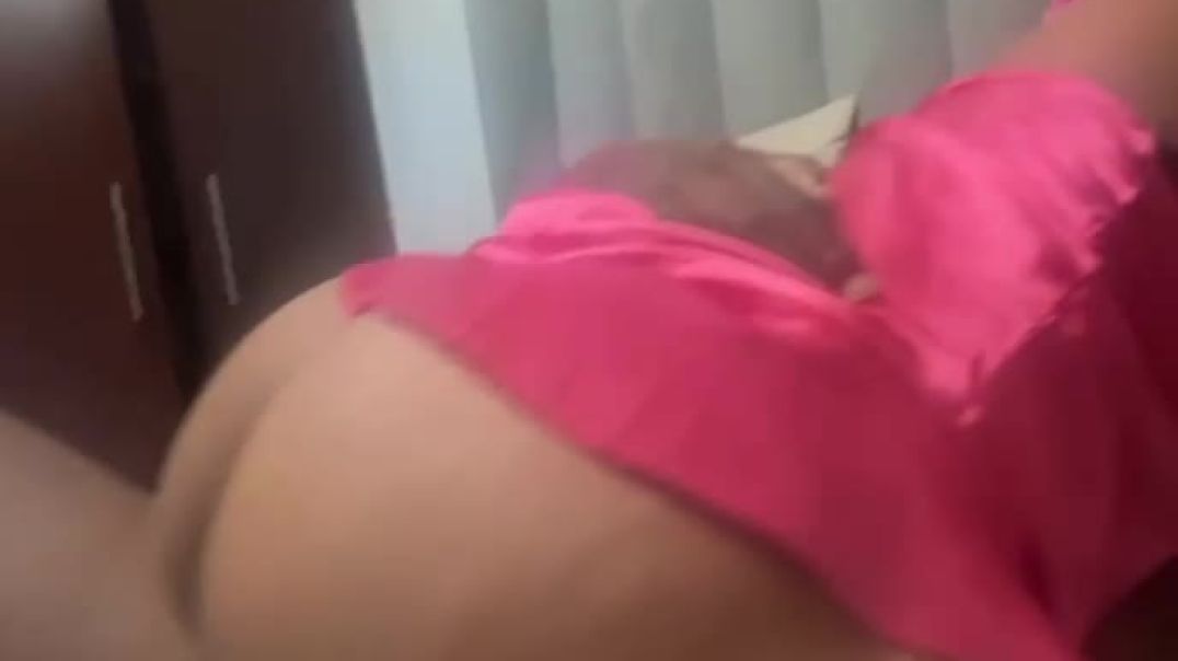 ⁣New neighour ontop