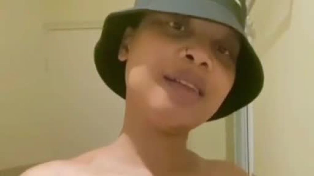 ⁣SouthAfricanCamgirls Natural Boobs