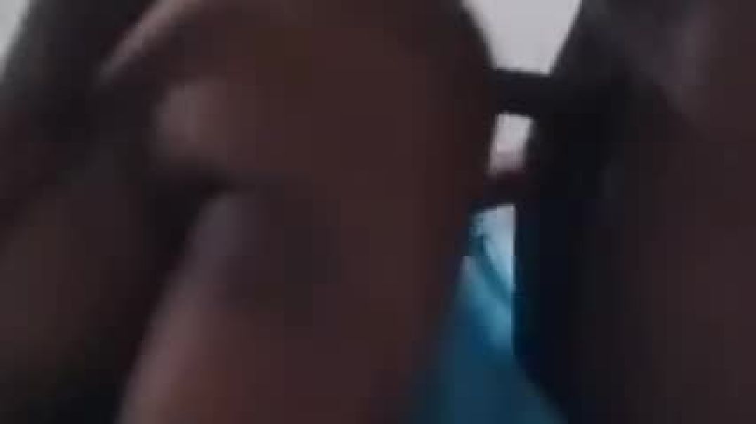 ⁣Uwuzwa ngaphakathi esiswini lomthondo