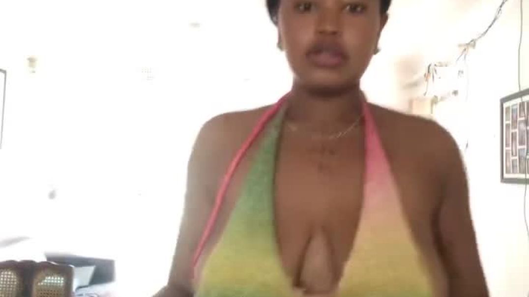 ⁣Busi showing Off Her Boobs Again