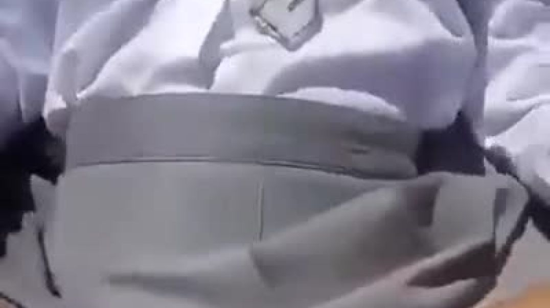 Ngane yesikole ngiyidla ize isuze