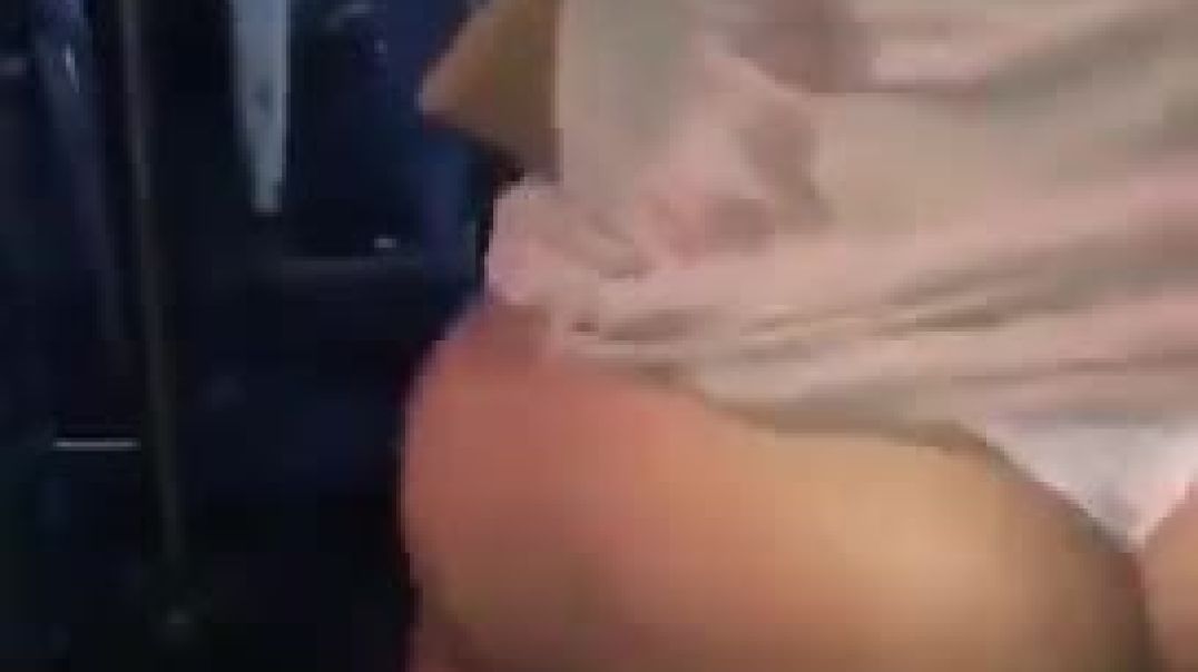 ⁣Zulu girl upskirt dancing