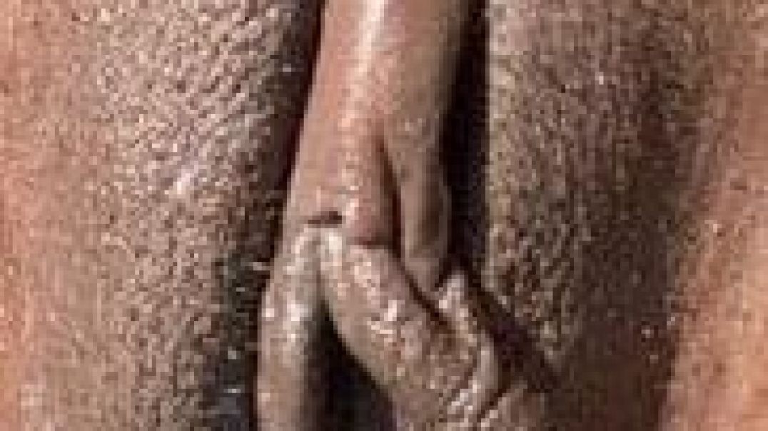 ⁣Loga sex enjoyment
