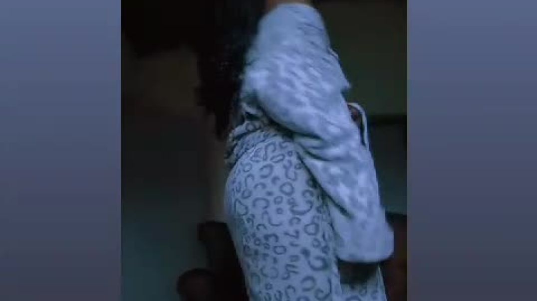 ⁣When im angry at her, she send me such videos to apologize