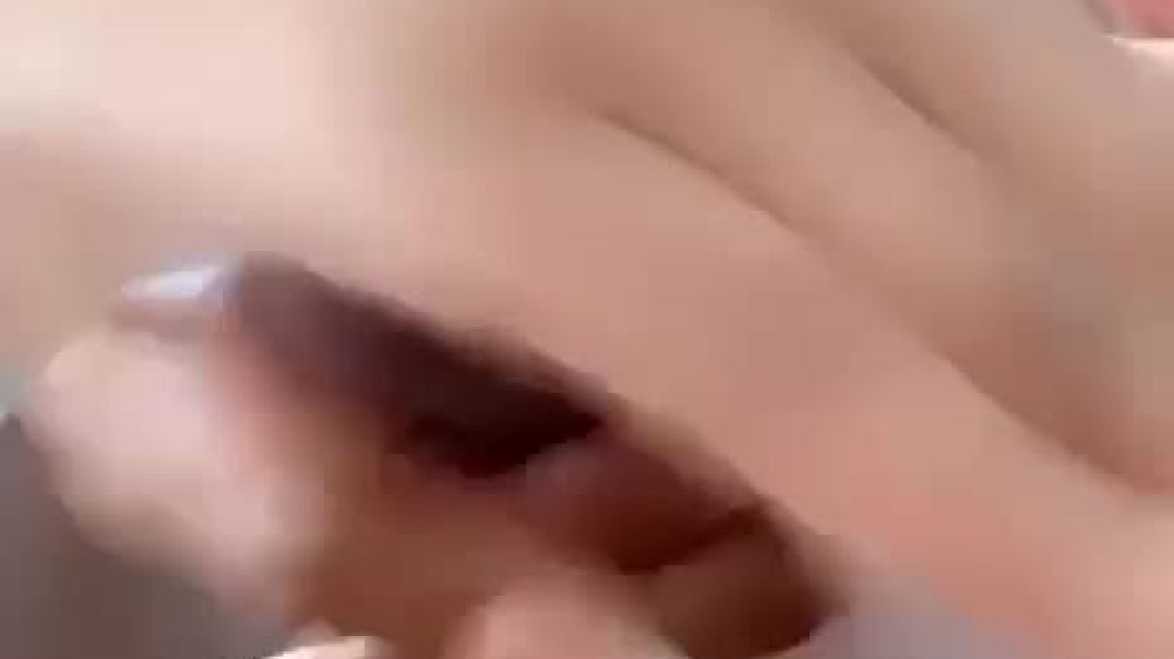 ⁣Mwaka sucking hairy dick