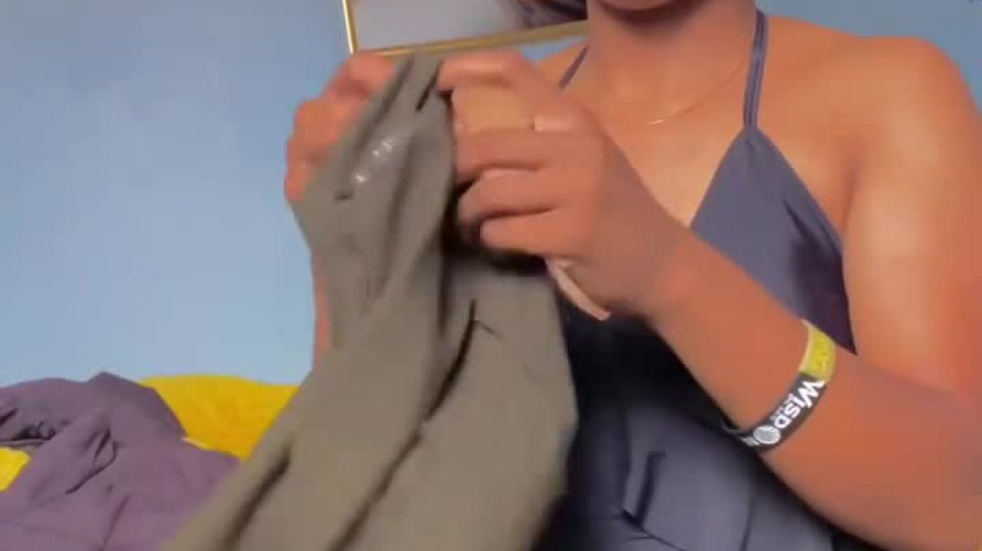 ⁣Queen finally showing it P2