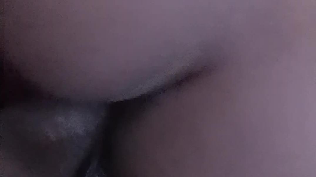 ⁣Quickie after school