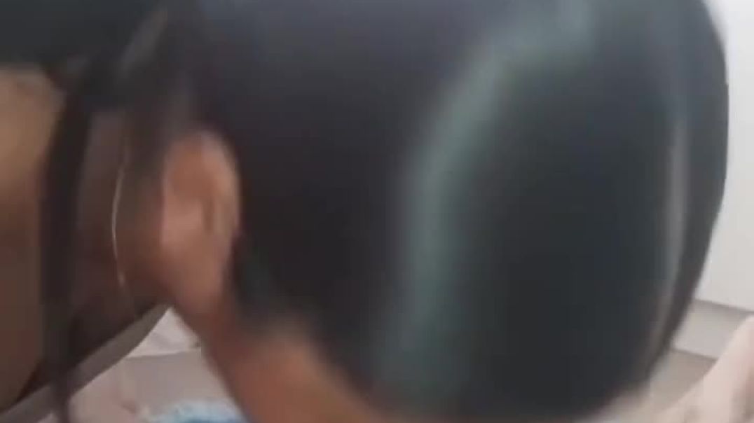 ⁣Zea sucking that dick