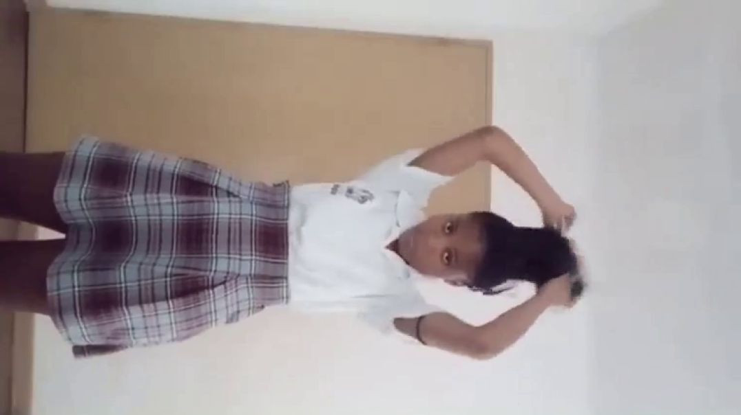 ⁣18 Year Old Sexy School Teen Undress for us