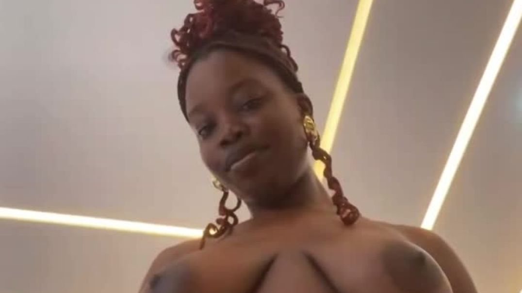 ⁣Boobs
