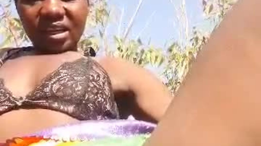 ⁣Malawi Horny Village girl