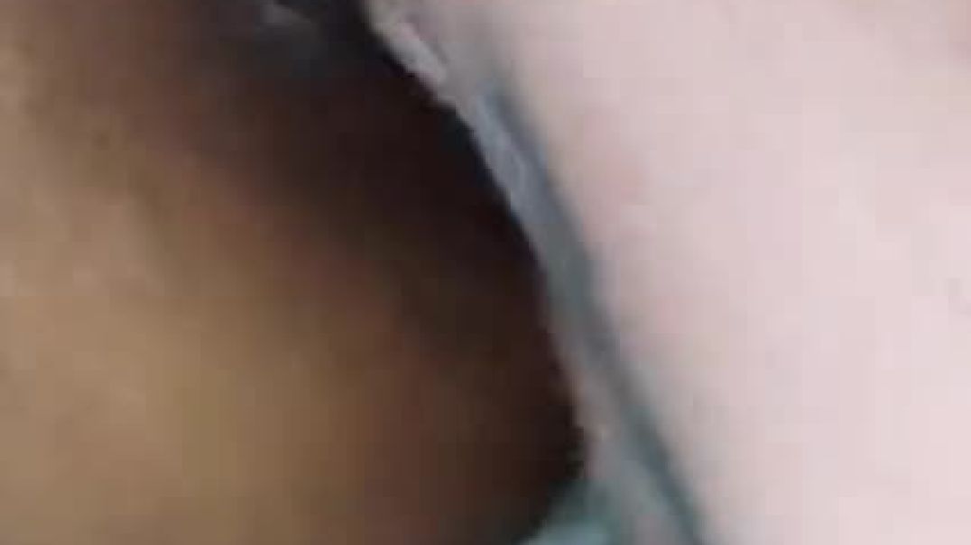 ⁣Hand inside pussy