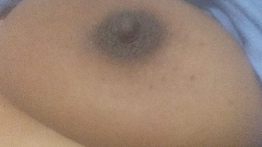 ⁣My beutifull 🍎 behind  my black  panties.