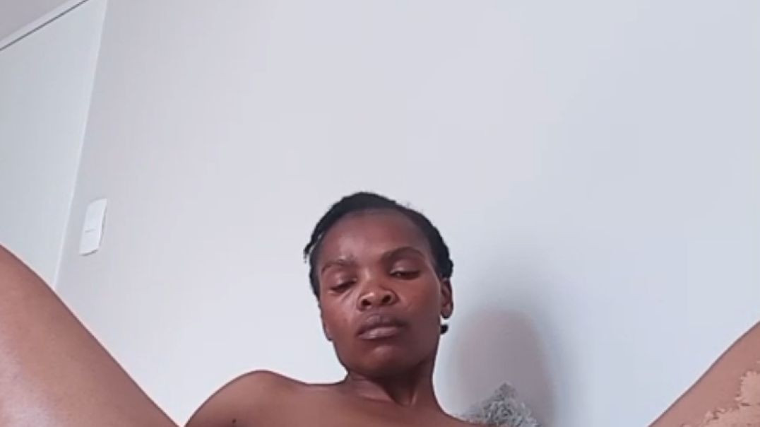Just a naked relaxing 🍎🍎😝😝